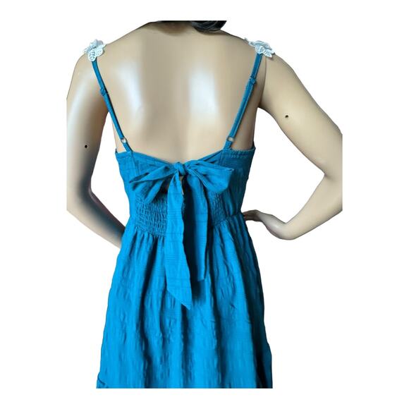 Daisy tiered smocked open back with bow high low dress size medium - Picture 9 of 16